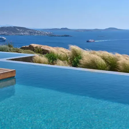 Alices Mykonos *